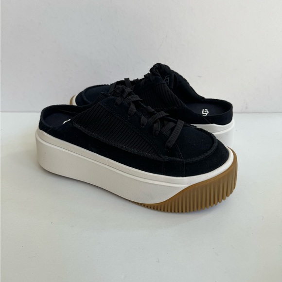 UGG EZ-DUZZIT MULE BLACK PLATFORM SNEAKER SHOES US 7 / EU 38 / UK 5 - Picture 1 of 6